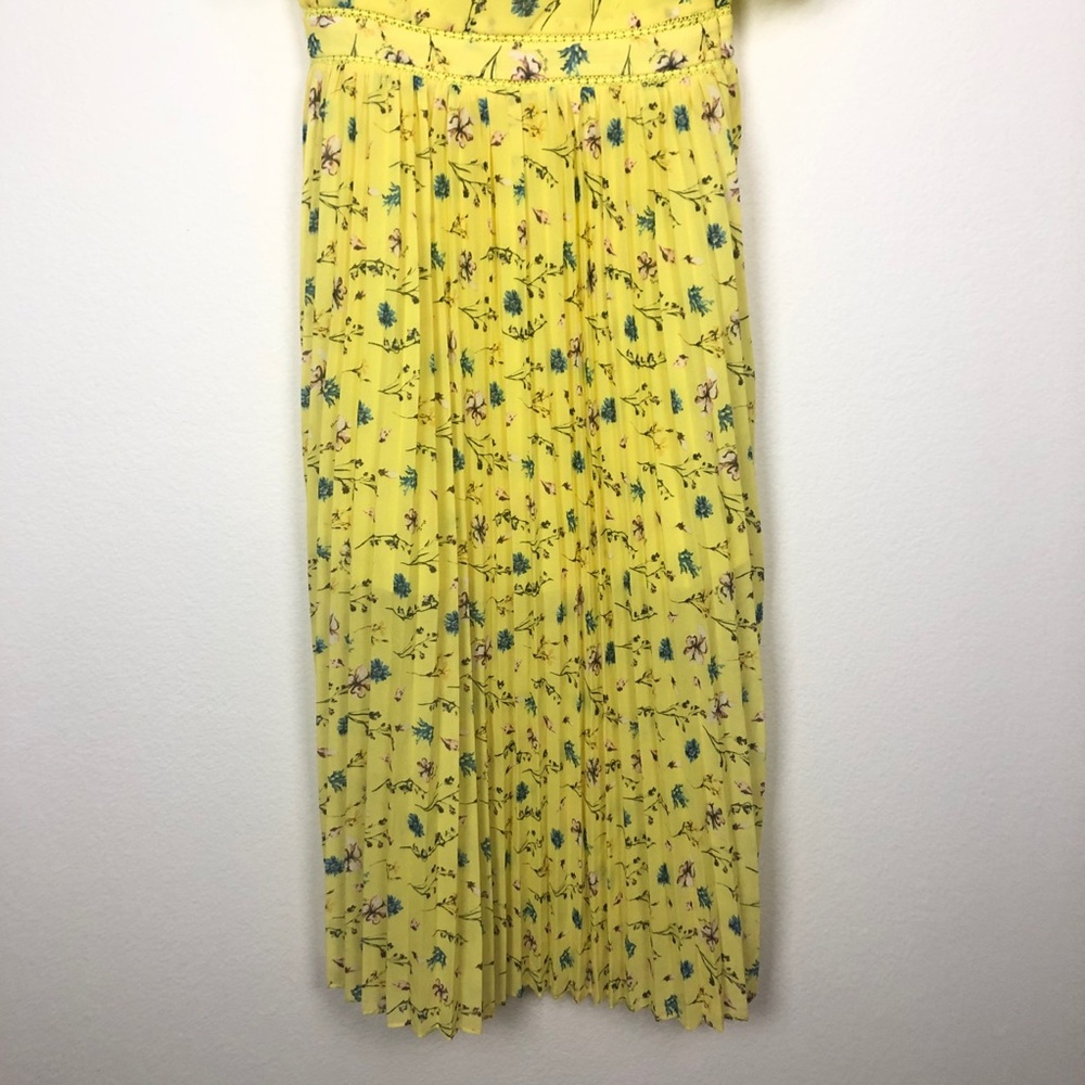 OPT Retsina Floral Print Pleated A-Line Midi Dress Size XS Yellow Cold Shoulder - Picture 8 of 13
